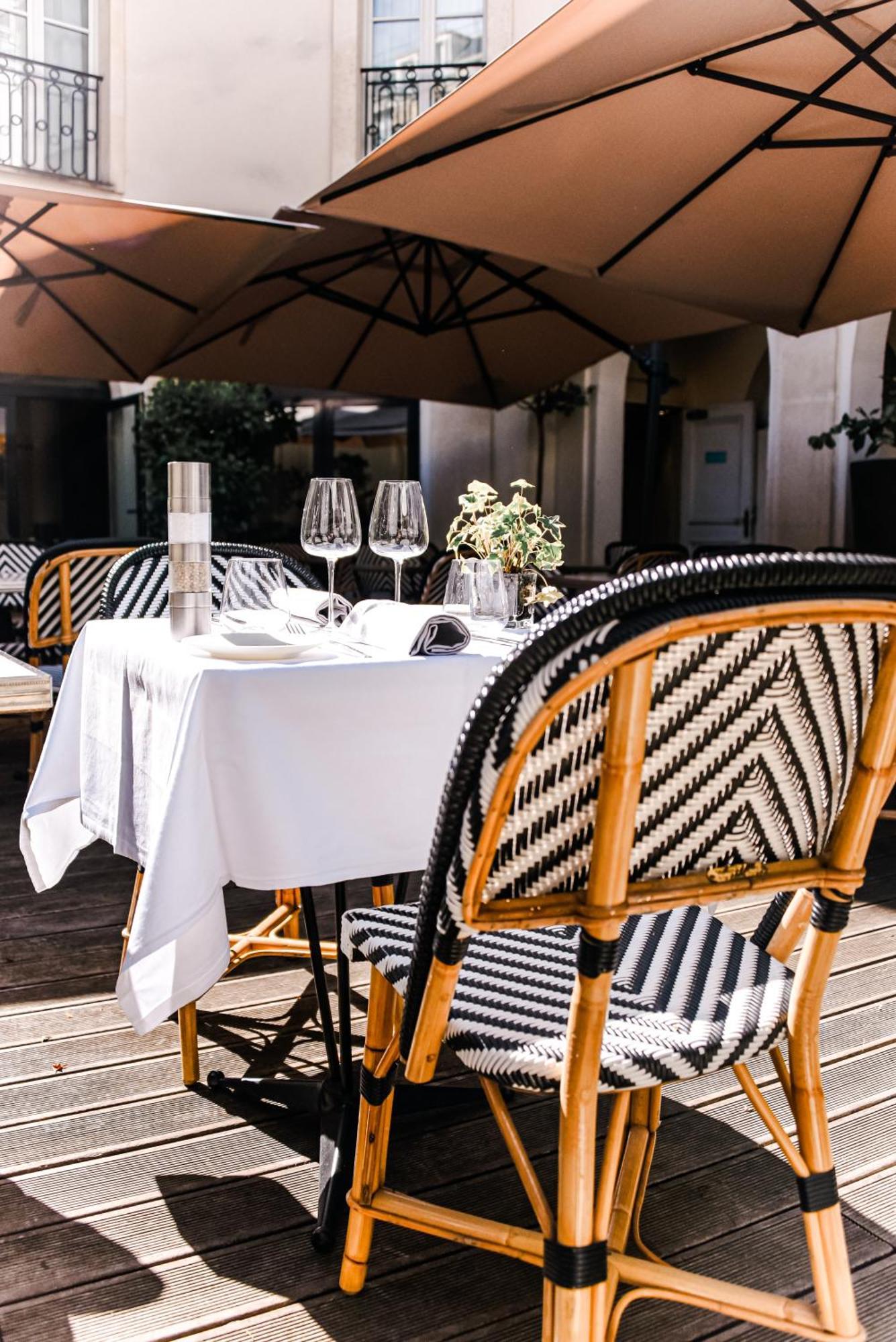 Grand Hotel Champs-Elysees Paryż Zewnętrze zdjęcie