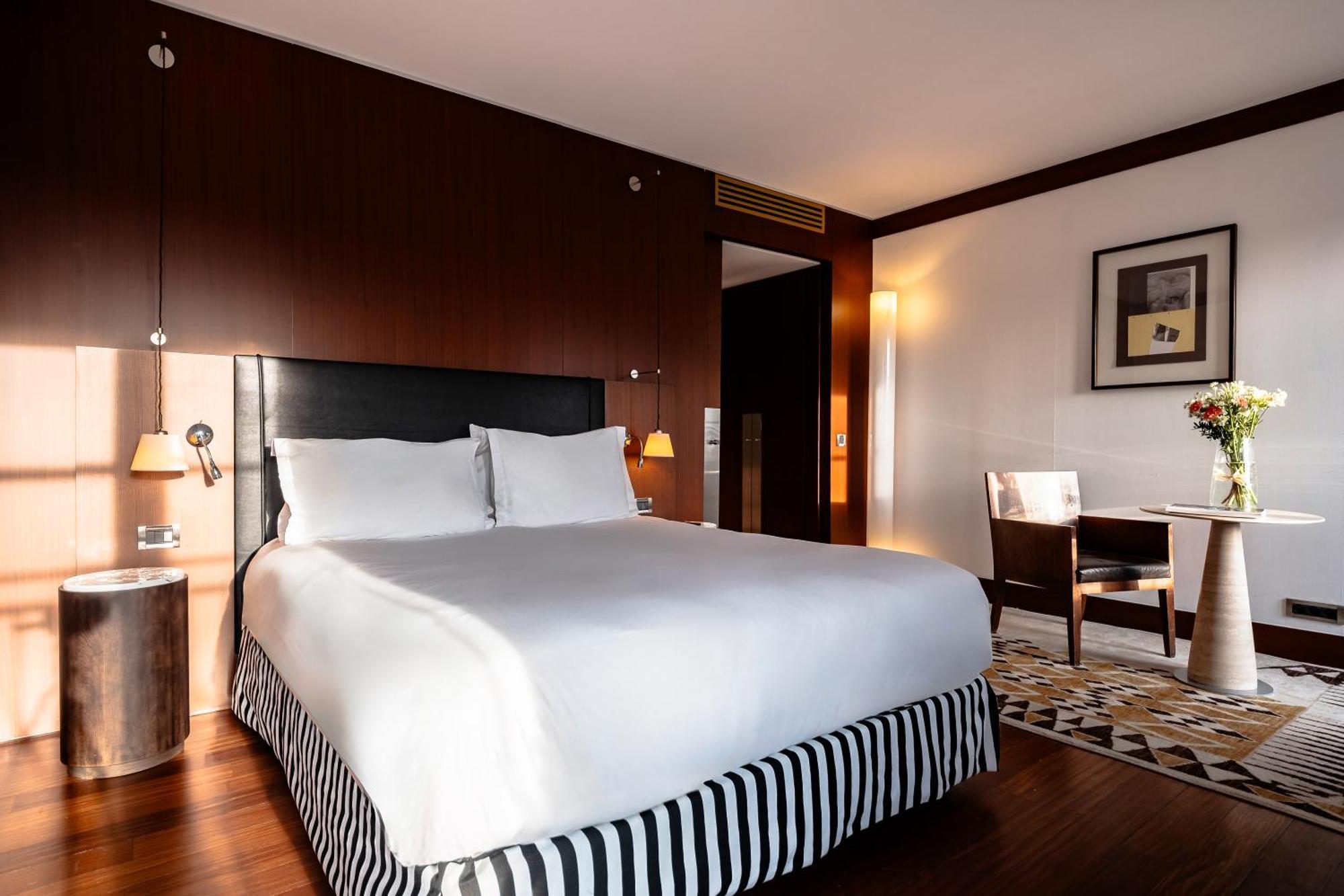 Grand Hotel Champs-Elysees Paryż Zewnętrze zdjęcie