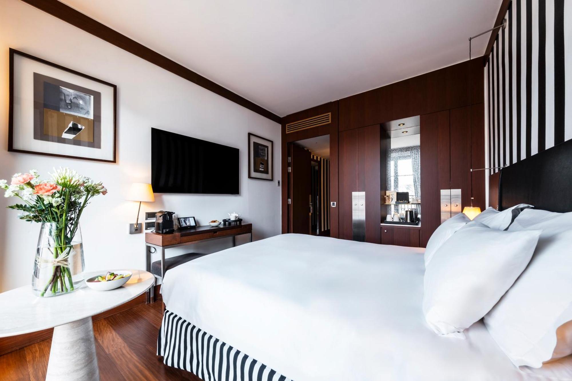 Grand Hotel Champs-Elysees Paryż Zewnętrze zdjęcie