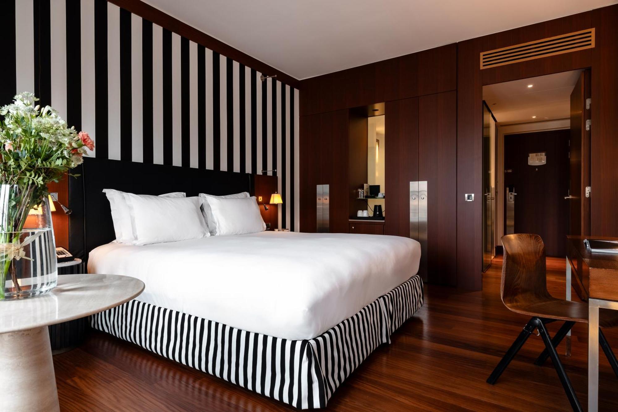 Grand Hotel Champs-Elysees Paryż Zewnętrze zdjęcie