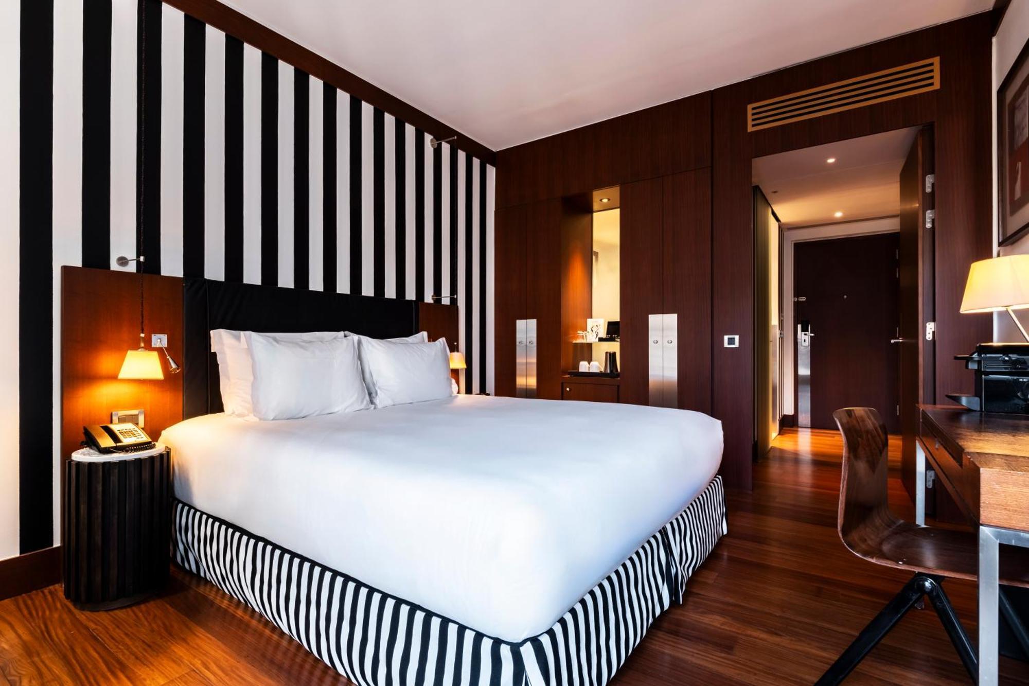 Grand Hotel Champs-Elysees Paryż Zewnętrze zdjęcie