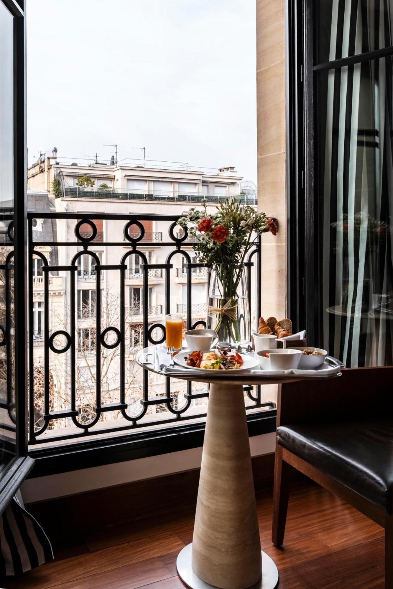 Grand Hotel Champs-Elysees Paryż Zewnętrze zdjęcie